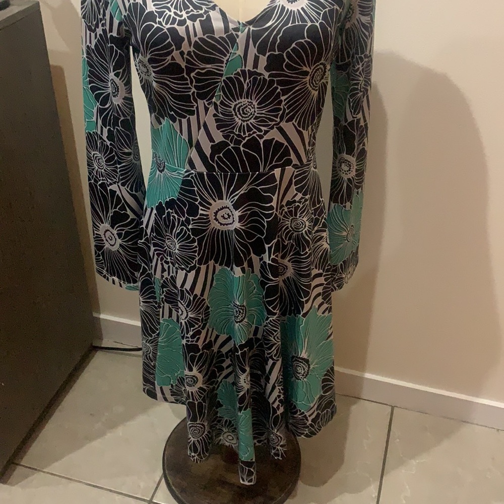 Signature Collection - Picture 4 of 15
